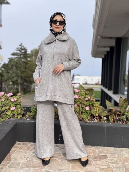 Qupra Sırtı Boncuk Detaylı Seyyar Kürk Detaylı Kap Pantolon Takım WAC92033