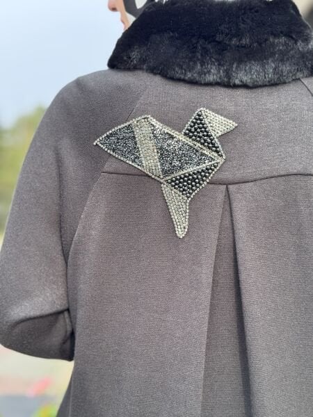 Qupra Sırtı Boncuk Detaylı Seyyar Kürk Detaylı Kap Pantolon Takım WAC92033