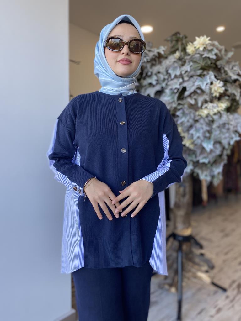 Yeşim Özcan Çizgili Poplin Detaylı Örme Tunik 124K16013