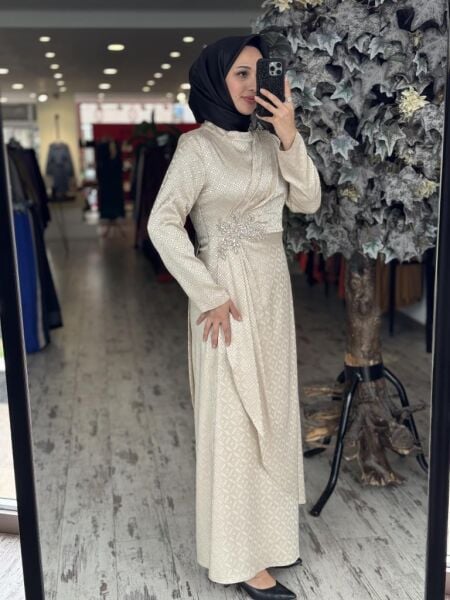 Almarwah Önden Drapeli Beli Taş Detaylı Abiye Elbise 90479