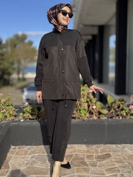 Tığ Triko Dik Yaka Önden Patlı Mix Pantolonlu Takım TKM5049