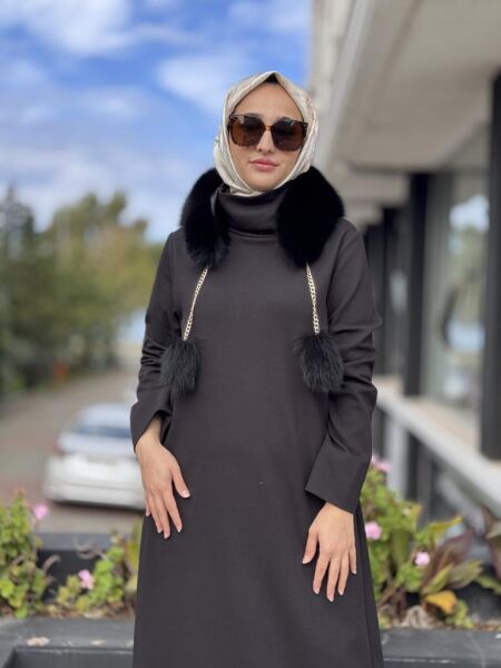 Qupra Seyyar Kürk Aksesuarlı Elbise WAC95004