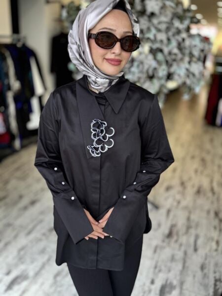 Kahma Yaka Çiçek Detaylı Gömlek