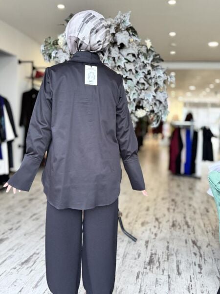 Kahma Yaka Çiçek Detaylı Gömlek