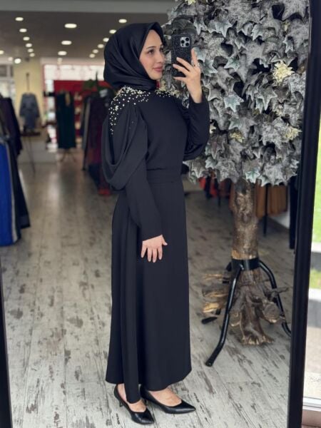 Almarwah Omuzları Taşlı Kolları Tül Detaylı Elbise 90445