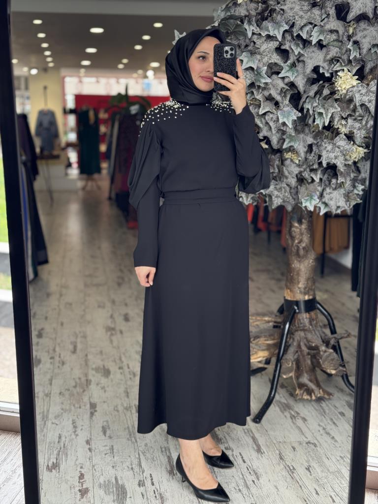 Almarwah Omuzları Taşlı Kolları Tül Detaylı Elbise 90445 SİYAH - 42