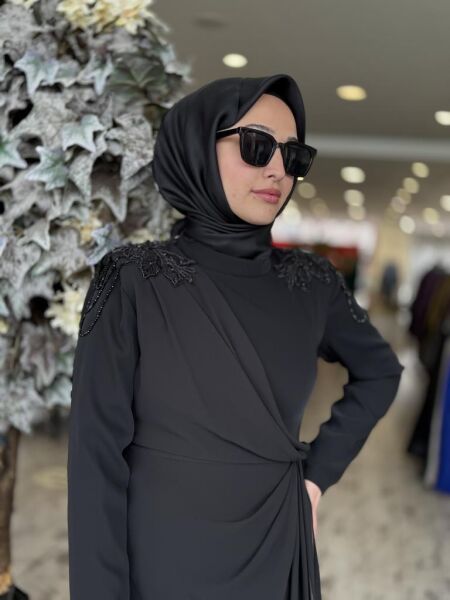 Almarwah Omuzları Boncuk İşlemeli Abiye Elbise 90468 SİYAH - 36