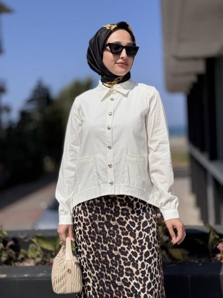 Almarwah Metal Düğmeli Cep Detaylı Asimetrik Gömlek 101986