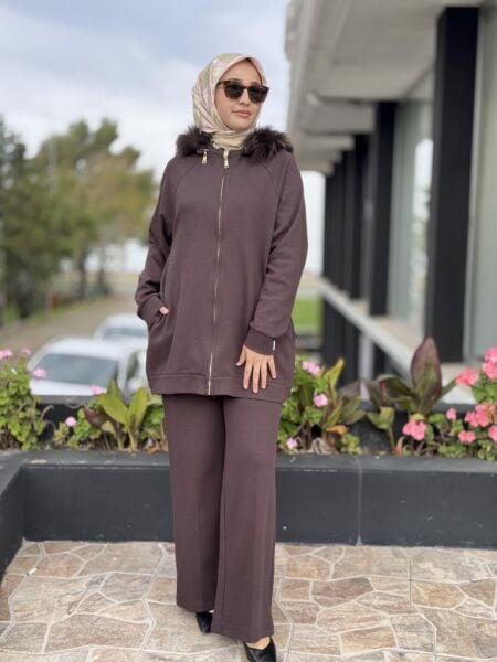 Qupra Seyyar Kürk Kapüşonlu Yandan Fermuarlı Kap Pantolon Takım WAC92035