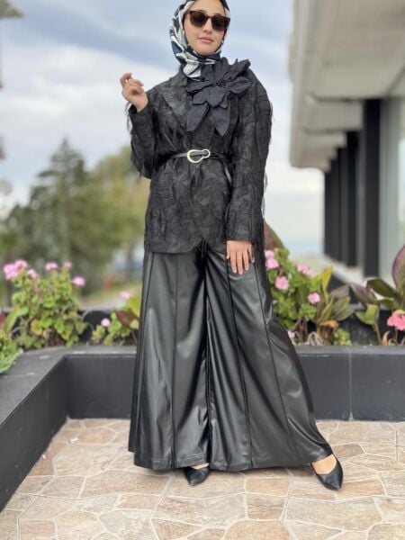 Vuu Püsküllü Jakarlı Siyah Ceket