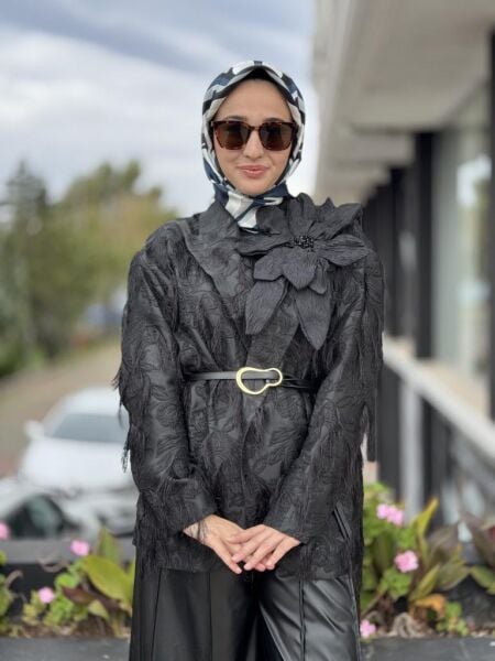 Vuu Püsküllü Jakarlı Siyah Ceket