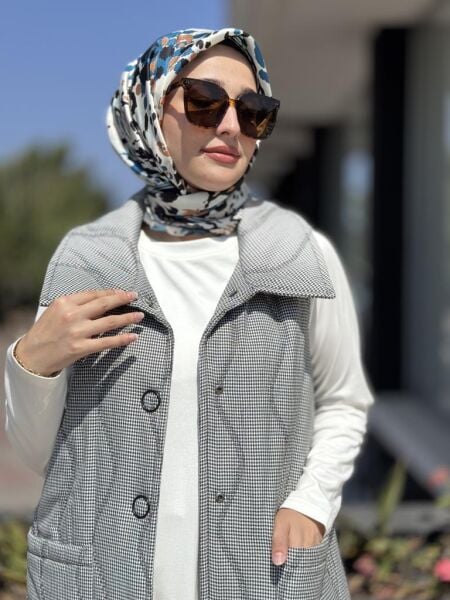 Almarwah Kazayağı Desenli Çıtçıtlı Kapitone Yelek 404986