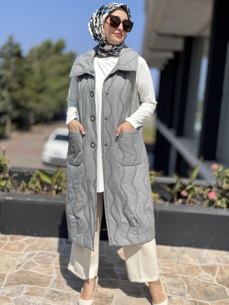 Almarwah Kazayağı Desenli Çıtçıtlı Kapitone Yelek 404986