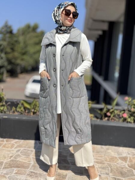 Almarwah Kazayağı Desenli Çıtçıtlı Kapitone Yelek 404986