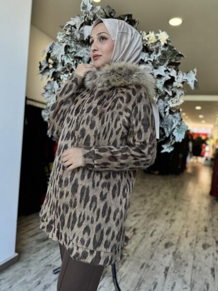 Qupra Kapüşonlu Kürklü Leoparlı Takım QAZ72005