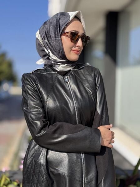 Misswhence Deri Pardesü 38420