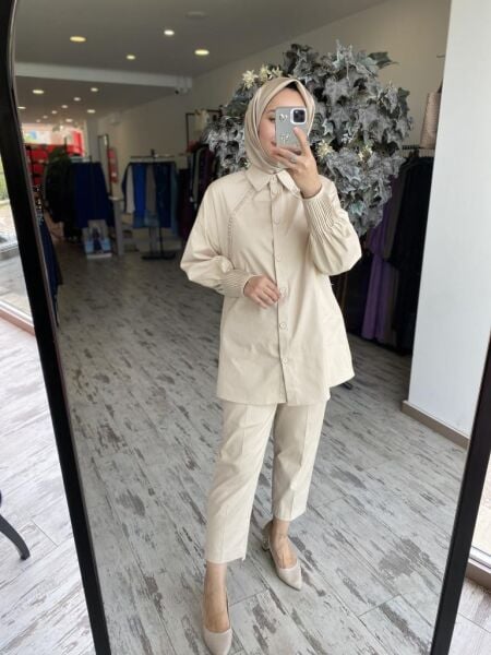 Qupra Kolları Drapeli Taş Detaylı Gömlek Pantolon Takım WAB82137 BEJ - 2