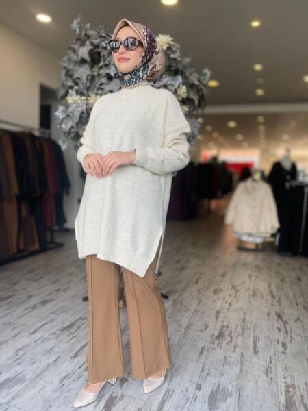 Yeşim Özcan Payetli Triko Tunik 124K16019