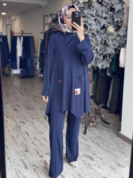 Tığ Triko Asimetrik Kesimli Aksesuar Detaylı Takım TKM3033