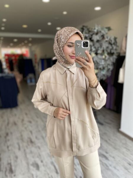 Tığ Triko Gizli Patlı Nervürlü Boncuk İşlemeli Gömlek GML3079 BEJ - 2