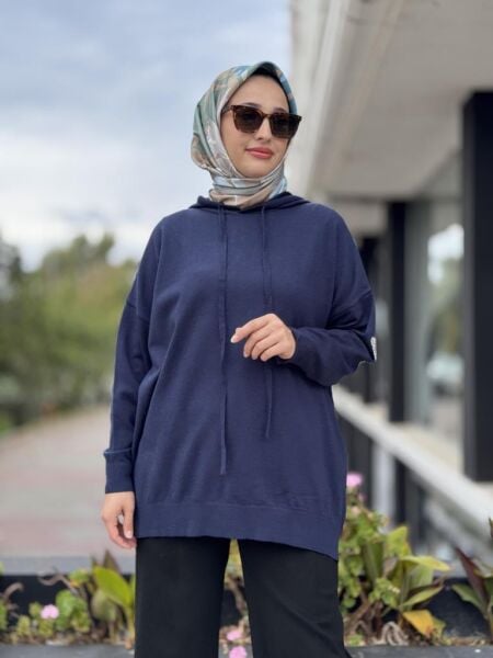 Tığ Triko Arkası Taş Yazı Baskılı Kapüşonlu Tunik TNK21809