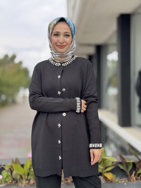 Tığ Triko Yakası ve Önü Taşlı Rayon Ceket CKT21716