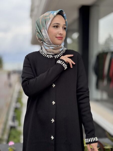 Tığ Triko Yakası ve Önü Taşlı Rayon Ceket CKT21716