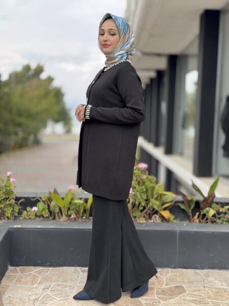 Tığ Triko Yakası ve Önü Taşlı Rayon Ceket CKT21716