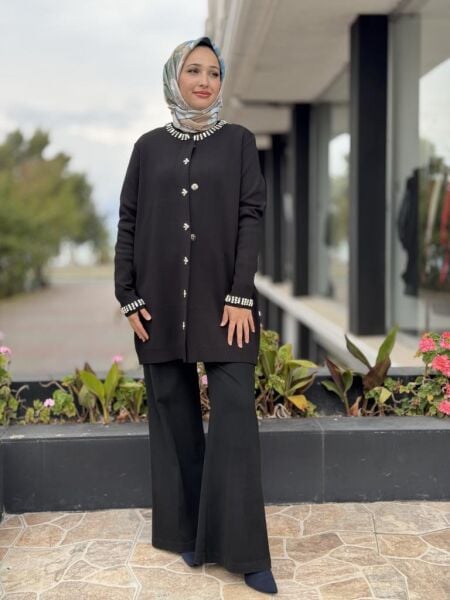 Tığ Triko Yakası ve Önü Taşlı Rayon Ceket CKT21716