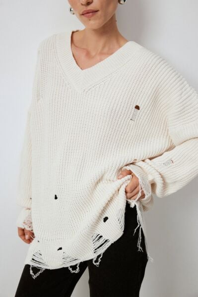 Touche V Yaka Yırtık Detaylı Kazak 24F1TD006