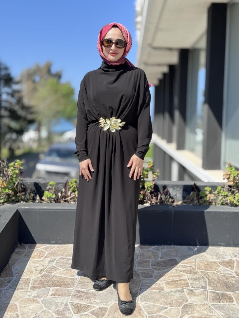 Vuu Beli Büzgülü Metal Kemerli Elbise 25SSV4006