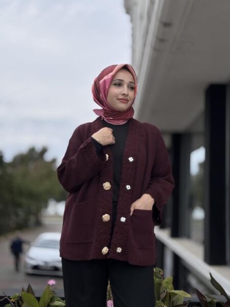 Tığ Triko Kol ve Pat Detaylı Düğmeli Triko Hırka HRK22009