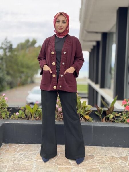 Tığ Triko Kol ve Pat Detaylı Düğmeli Triko Hırka HRK22009