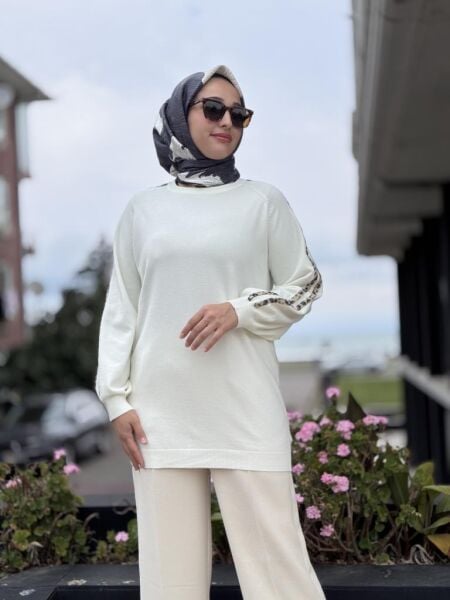 Tığ Triko Leopar Şeritli Triko Tunik TNK22015