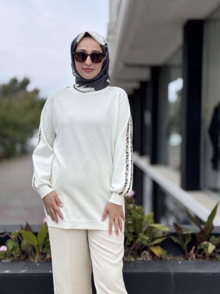 Tığ Triko Leopar Şeritli Triko Tunik TNK22015