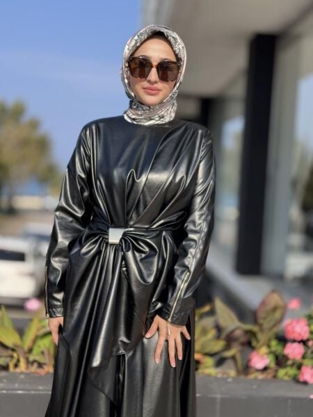 Vuu Belden Fiyonklu Deri Elbise