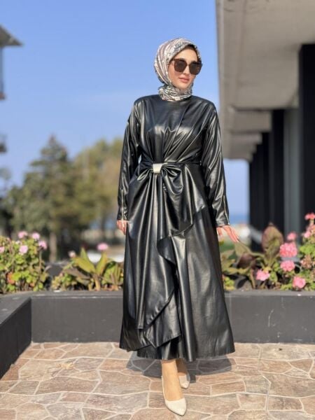 Vuu Belden Fiyonklu Deri Elbise