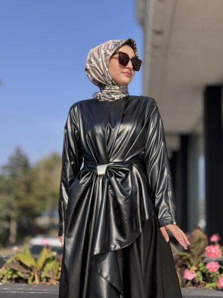 Vuu Belden Fiyonklu Deri Elbise