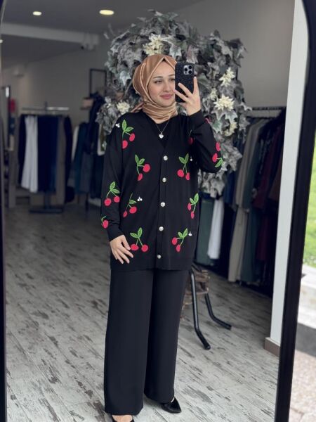 Ghisa Kiraz Desenli Broşlu Hırka 3091 SİYAH - 1