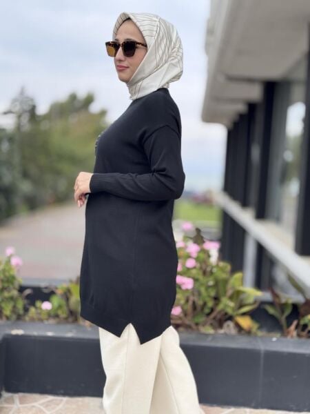 Tığ Triko Omuzu ve Kolu Taş Detaylı Tunik TNK21735