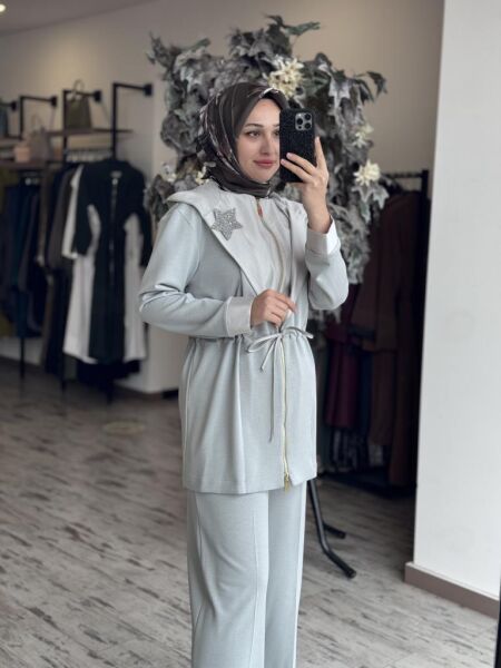 Qupra Kapüşonlu Yıldız Broşlu Kap Pantolon Takım WAB82132