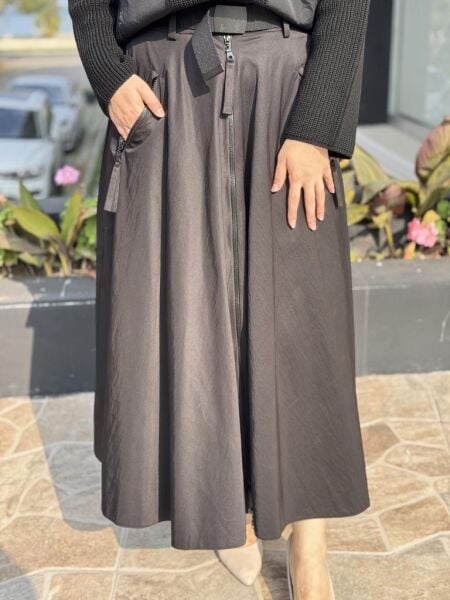 Kahma Fermuar ve Cep Detaylı Kemerli Etek