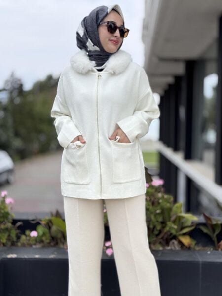 Tığ Triko Yakası Kürklü Triko Hırka HRK21705