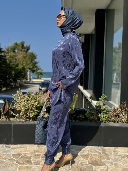 Almarwah Pantolon Paçası Düğme Detaylı Takım 202558