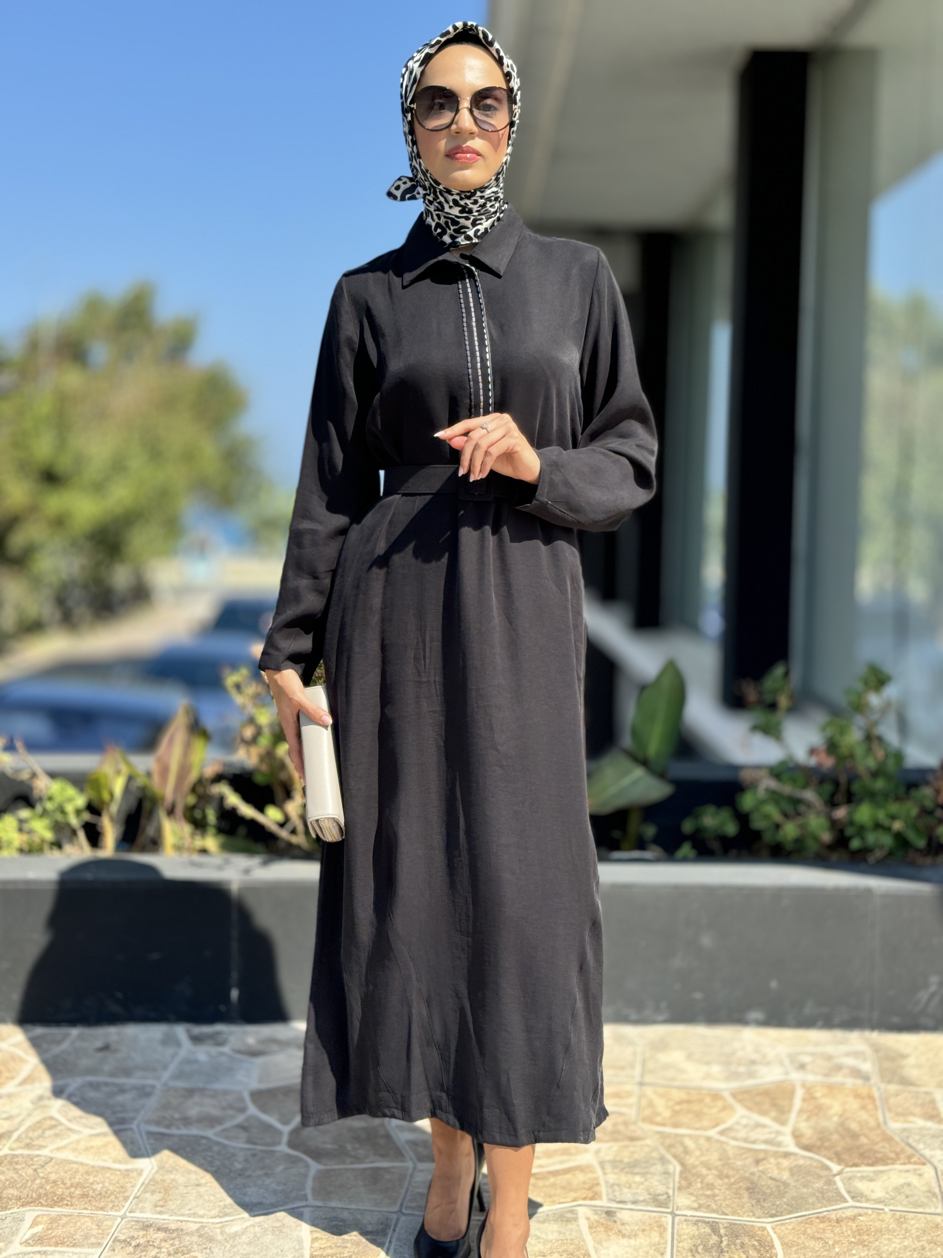 Almarwah Yarım Düğmeli Kemerli Elbise 303775