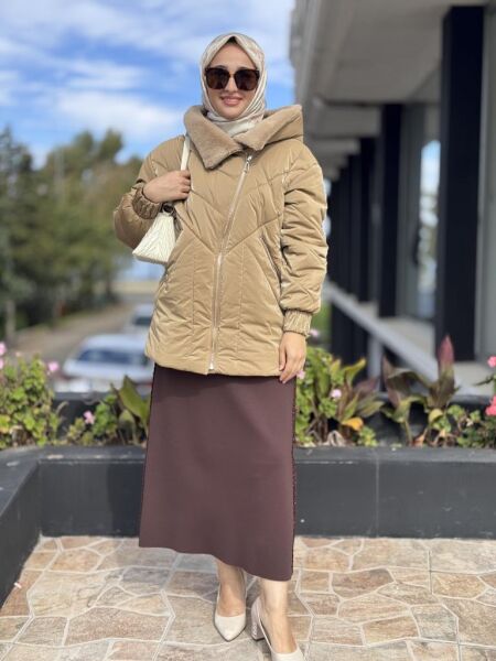 WOM BTQ Çapraz Fermuarlı Yakası Kürklü Mont