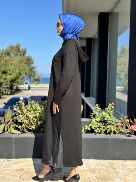 Almarwah Deri Detaylı Kapüşonlu Siyah Modal Kap 404900