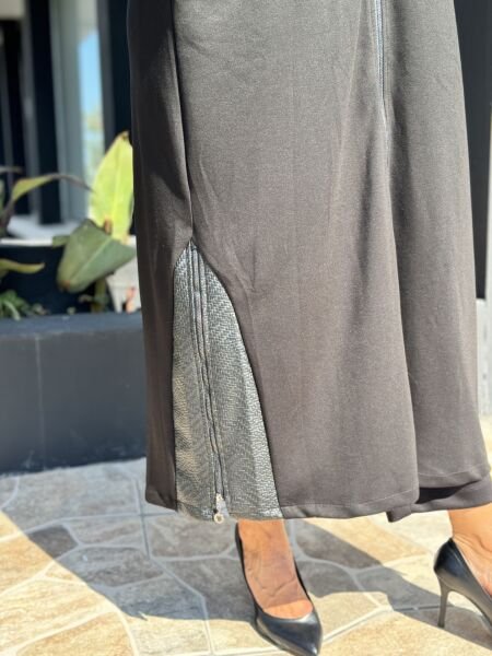 Almarwah Deri Detaylı Kapüşonlu Siyah Modal Kap 404900