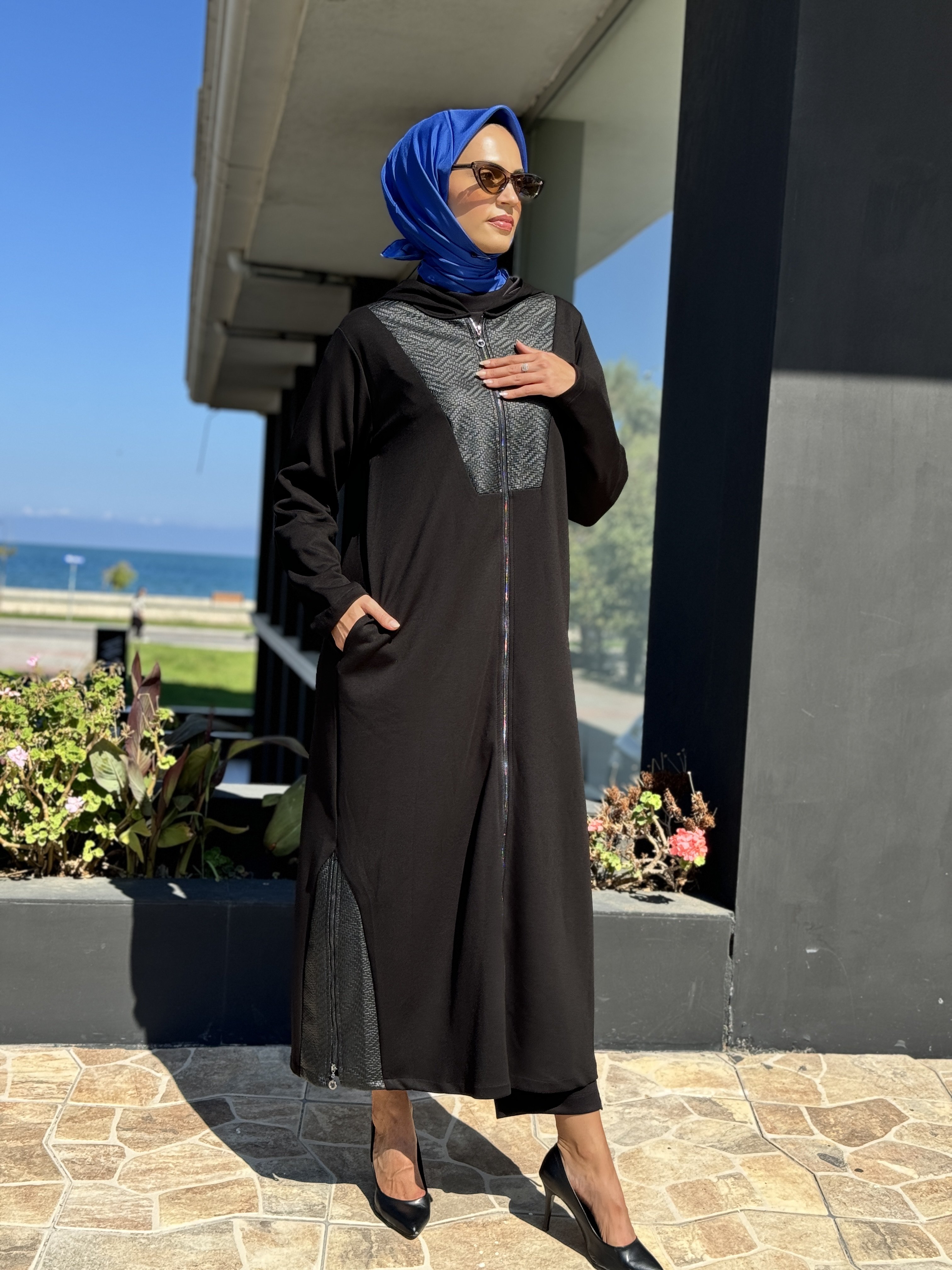 Almarwah Deri Detaylı Kapüşonlu Siyah Modal Kap 404900