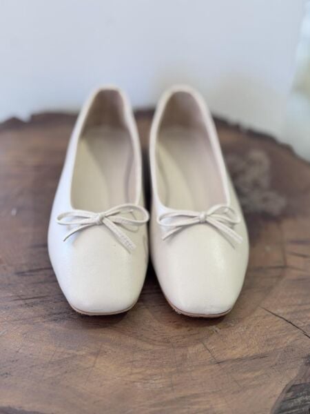 Majensia Deri Babet 151226